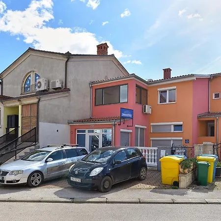 Apartment With A Parking Space - 21036 *