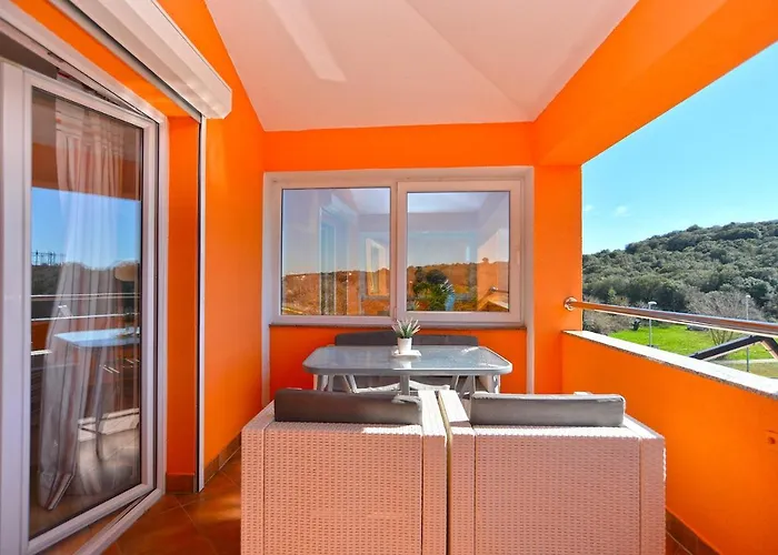 Apartman With Parking Space - 21036